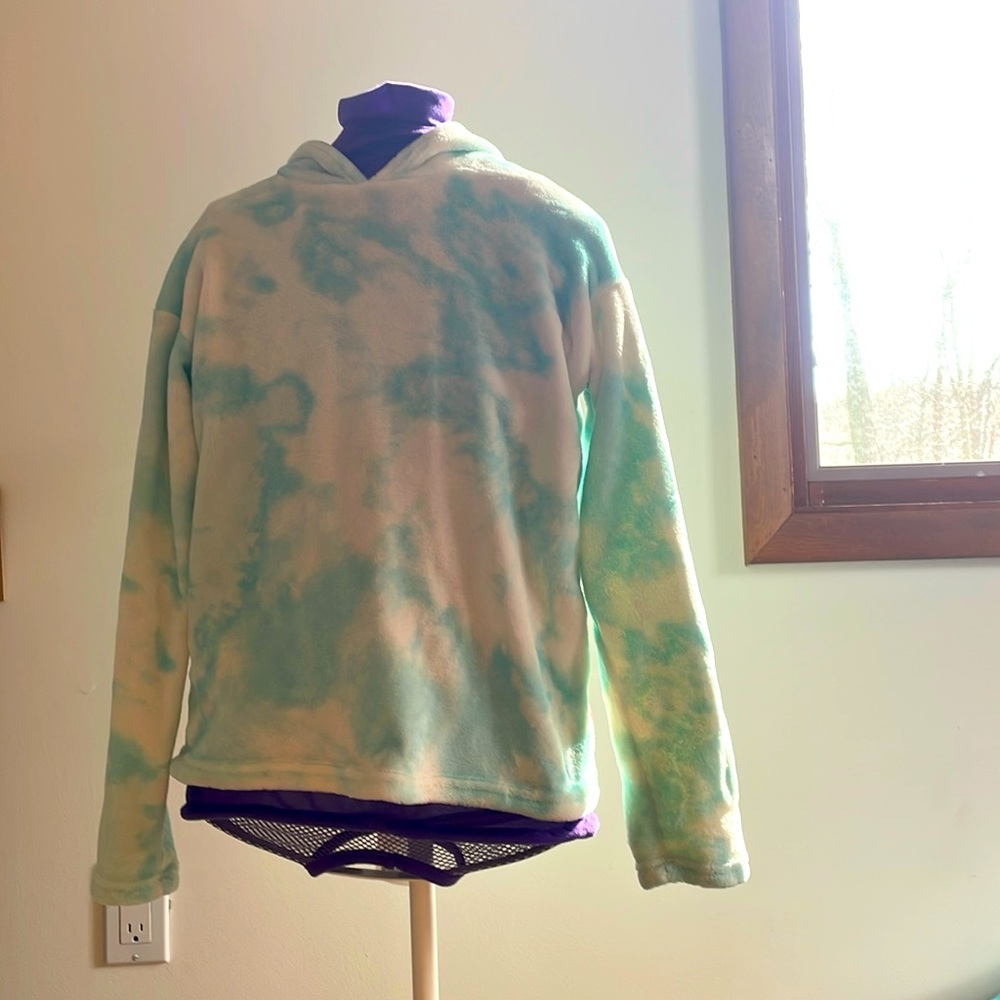 Girls Tie Die Hoodie